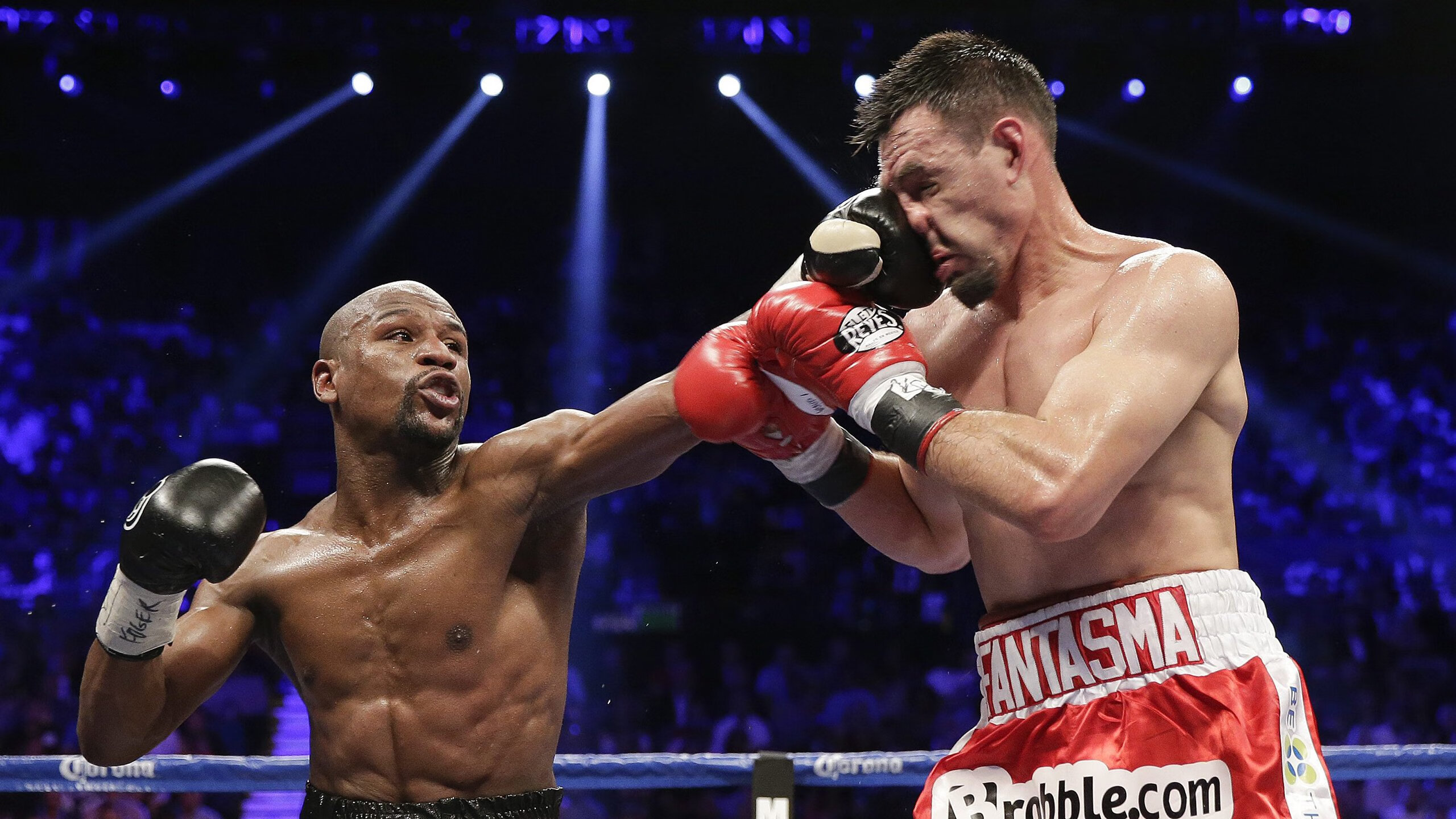 世界杯经典瞬间：一脚定江山的神奇进球，世界杯足球精彩瞬间